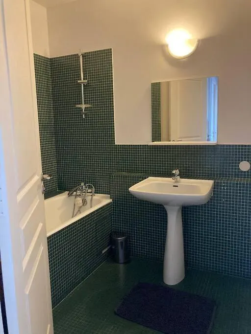 Appart. 100M², 4 Pieces, 2 Salle De Bains, Calme. Paris Daire