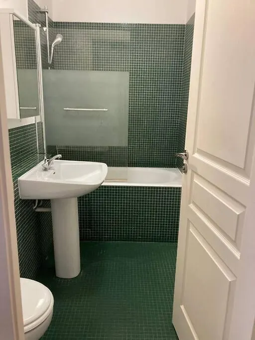 Daire Appart. 100M², 4 Pieces, 2 Salle De Bains, Calme. Paris